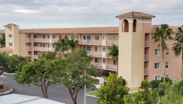 Coral Lakes Association Inc