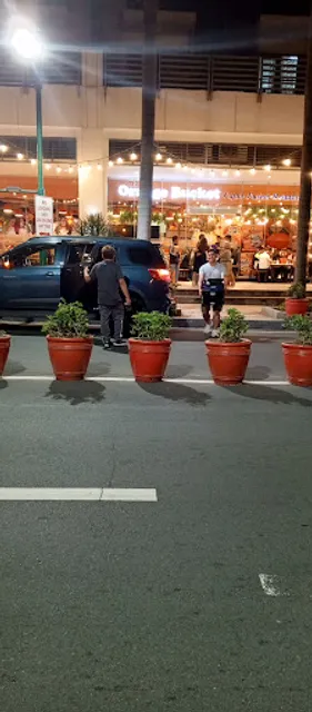 The Orange Bucket-Newport City