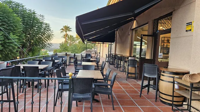 Freiduría Marisquería La Estela