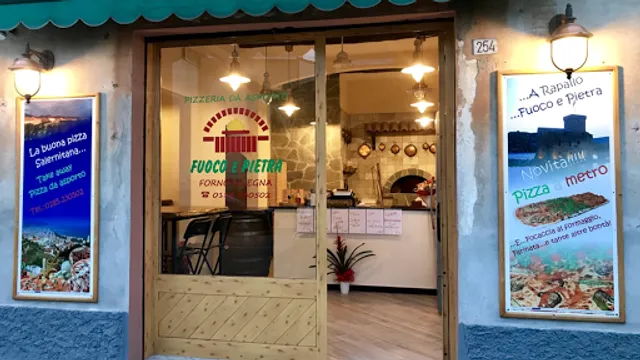 Fuoco E Pietra