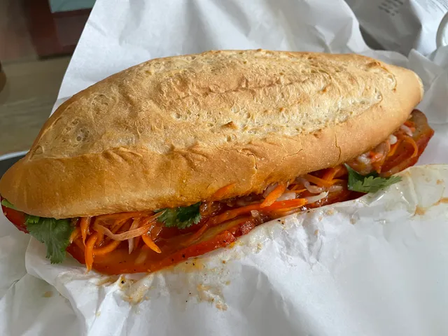 Lò Việt Food Stand