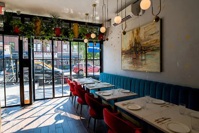 Lagano Bar and Restaurant