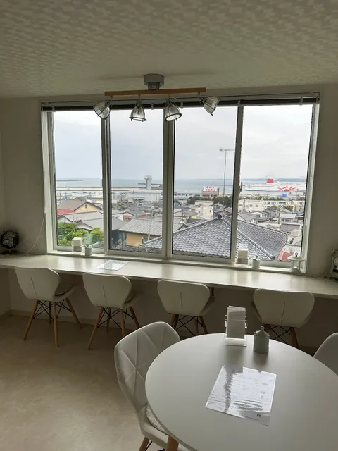 いざよい /Harbor view cafe