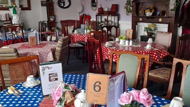 Olde Penny's Tea Room