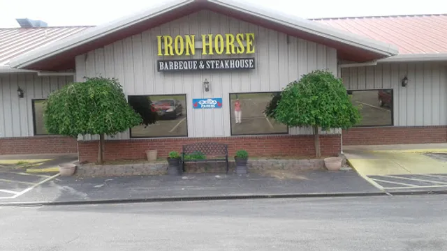 Ironhorse Barbeque And Steakhouse
