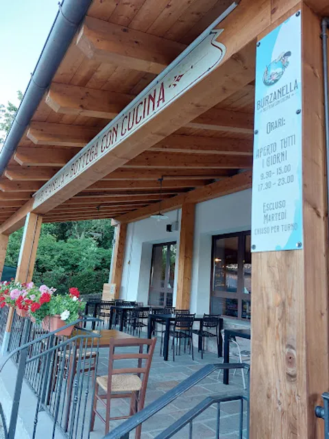 Burzanella - Bottega con Cucina