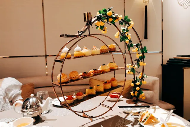 Mandarin Oriental Cake Shop
