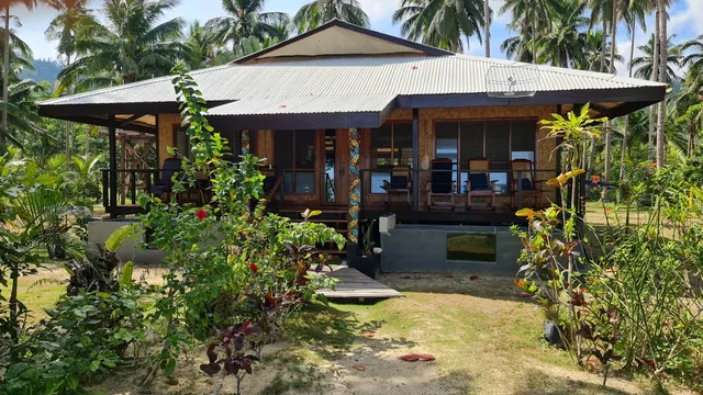 Gilligans Port Barton