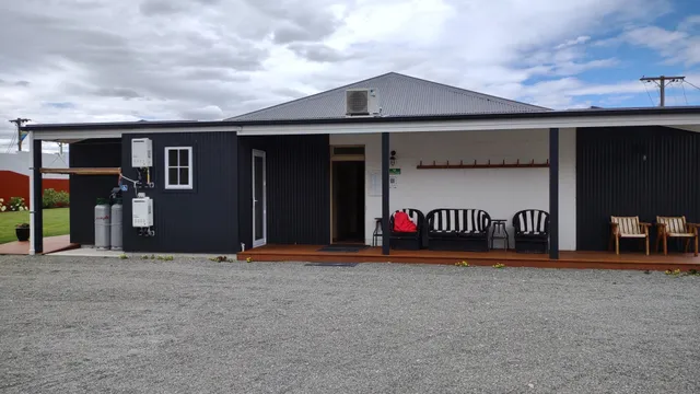 Waitaki Braids Cafe & Lodge