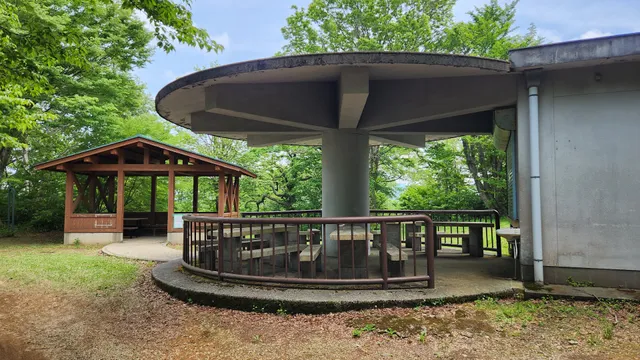 Kariyasuyama Forest Natural Park