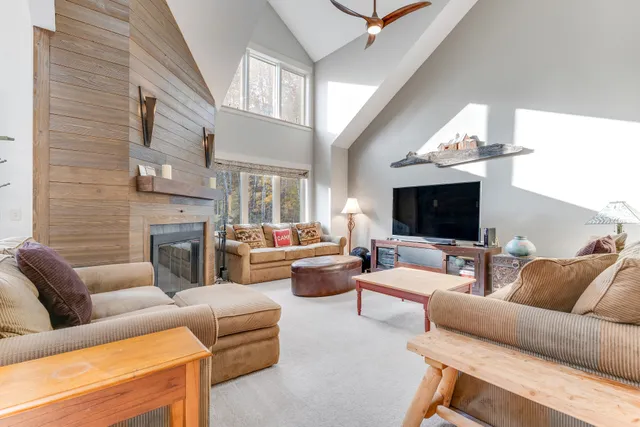 Slopeside Okemo Vacation Rentals by Vacasa