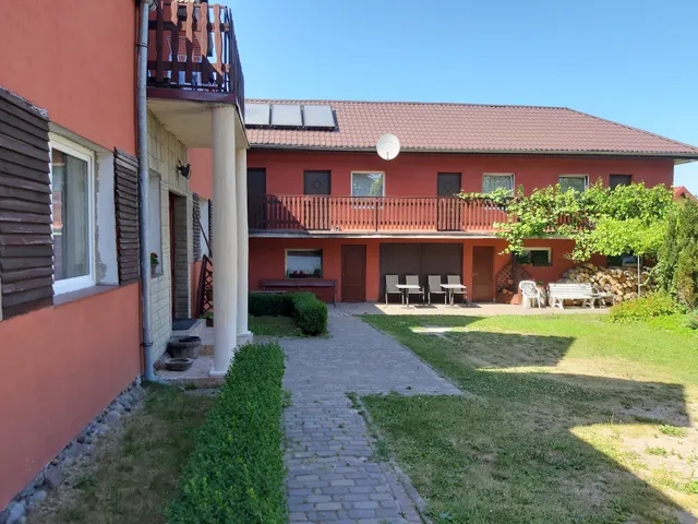 Accommodation at Anna and Peter