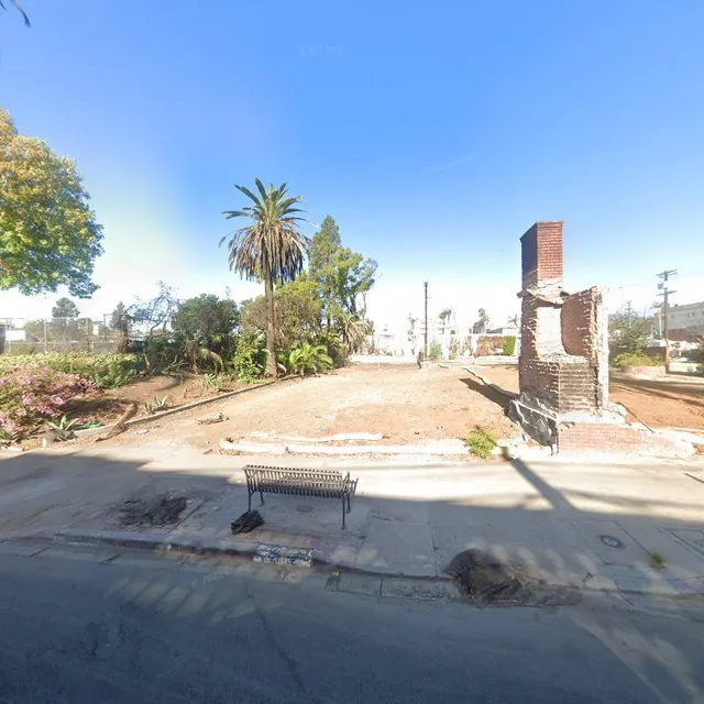 859 N Swarthmore Ave