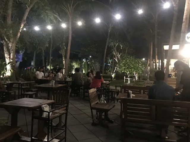 ร้านอาหาร BEYOND CAFE