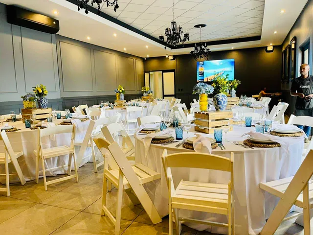 SetteBello at the Italian Club