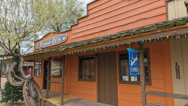 Cave Creek Candles & Gifts