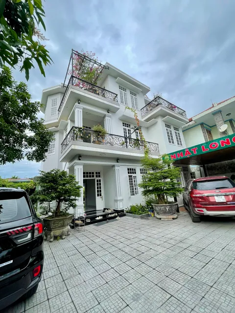 Nhật Long Homestay