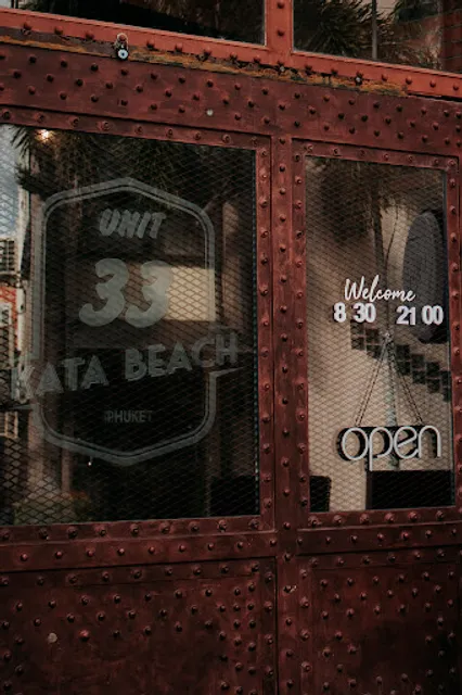 UNIT 33 | Kata Beach Restaurant