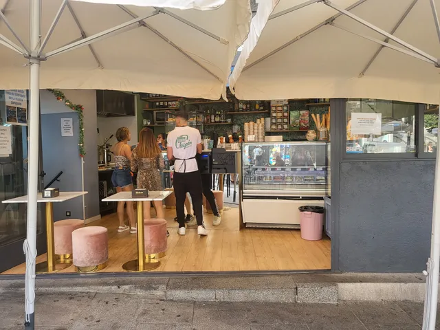 CHIPÉN SEGOVIA | Cafetería Chocolatería Churrería Cervecería Heladería Artesana