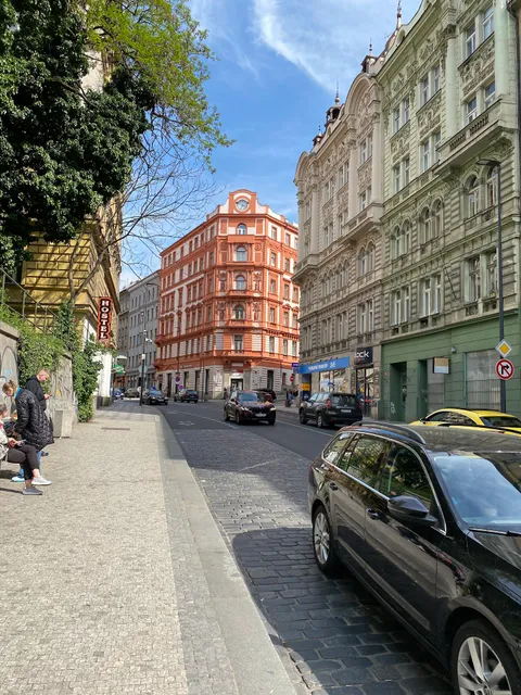 Zizka Home Apartments