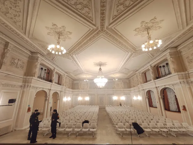 Dramaticheskiy Teatr Baltiyskogo Flota