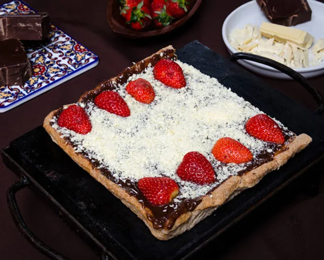 Del Puerto Restaurant