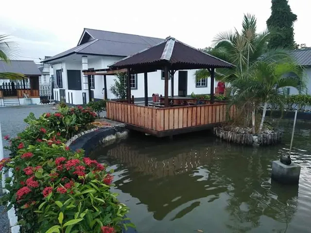 SHAH HOMESTAY PULAU INDAH
