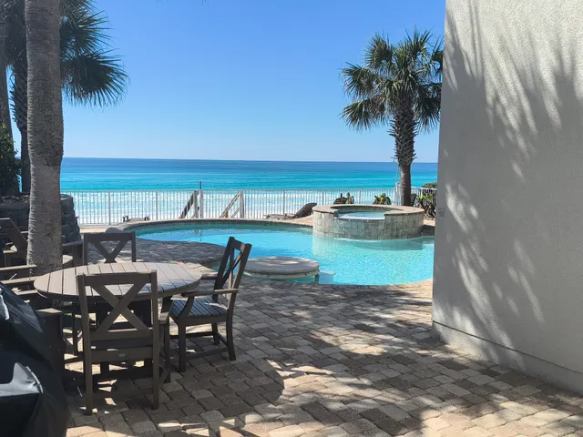 Not The Norm 11 Bedroom Holiday Home By Five Star Properties