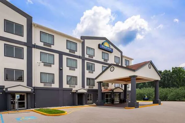 Days Inn by Wyndham Baton Rouge/I-10