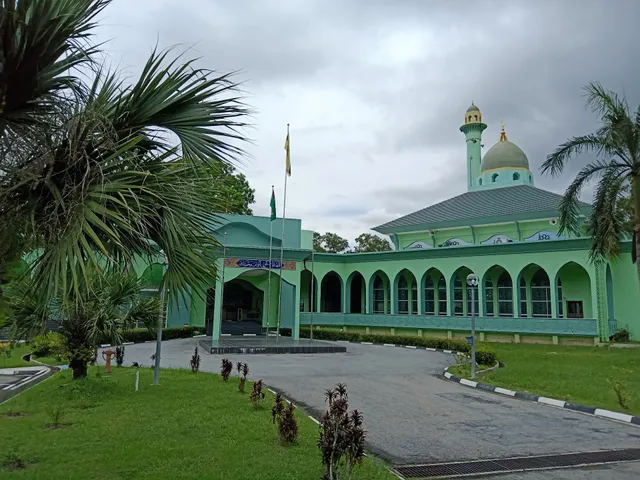 Kampong Serdang Mosque