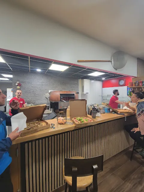 PIZZA DES 4 CHEMINS | loudenvielle