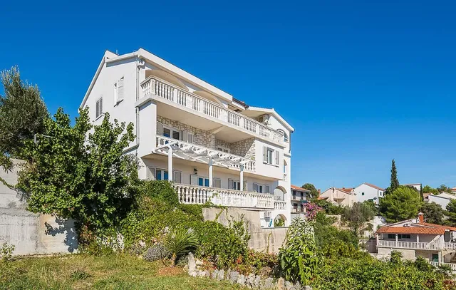 Villa Jasmina Ljubljeva