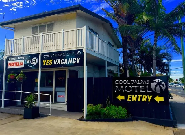 Cool Palms Motel