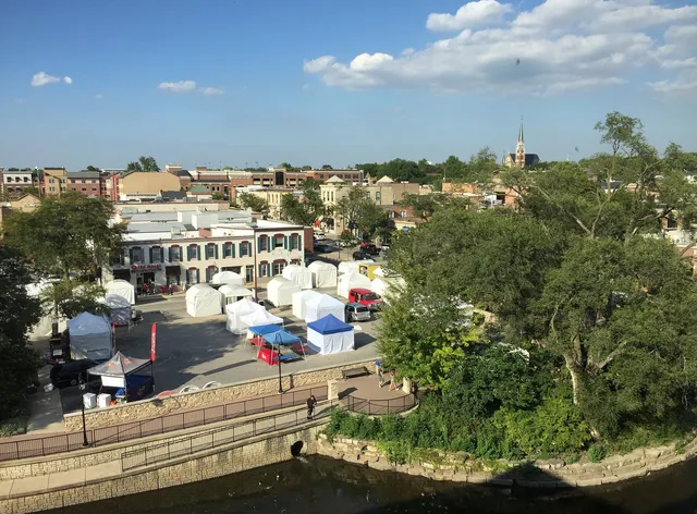 Hotel Indigo Naperville Riverwalk by IHG