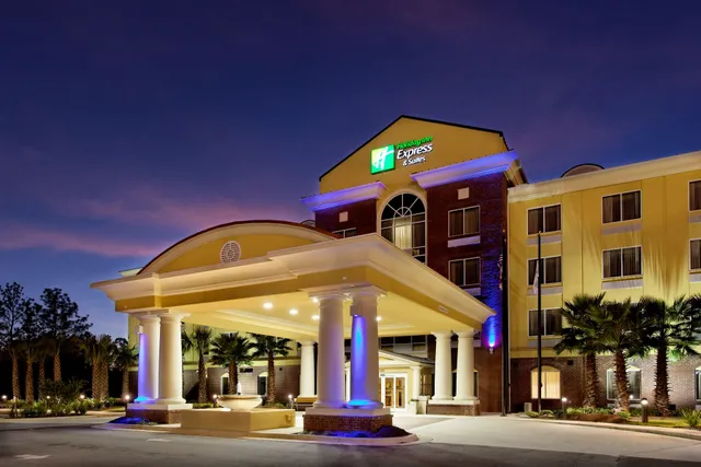 Holiday Inn Express & Suites Crestview South I-10 by IHG