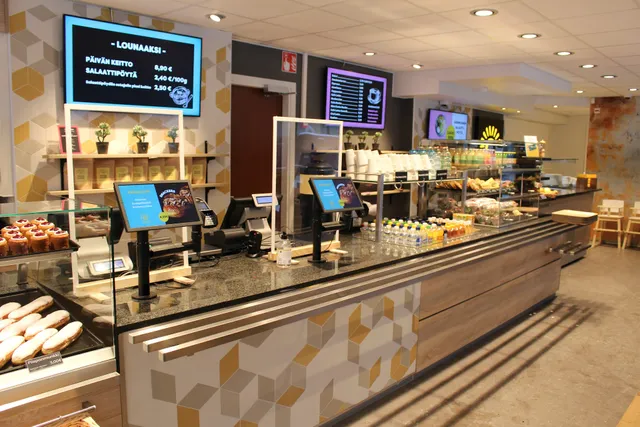 Naantalin Aurinkoinen Aurakatu