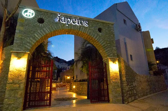 Iapetos Village Hotel