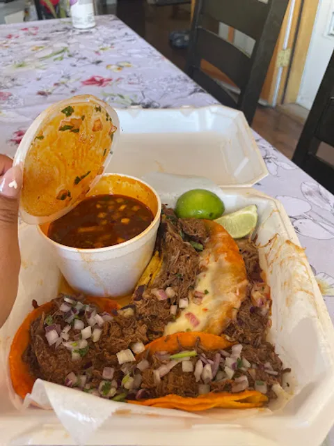 Birrieria y Tacos de Alex Tijuana Style