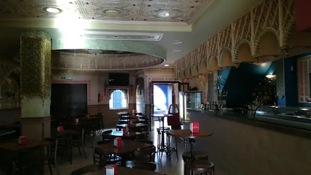 Bar Cafeteria El Tronio