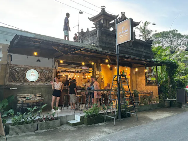 E- Baki Kitchen & Musik