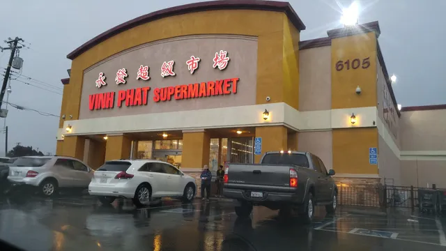 Vinh Phat Supermarket