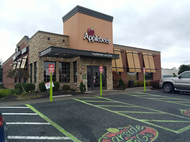 Applebee's Grill + Bar