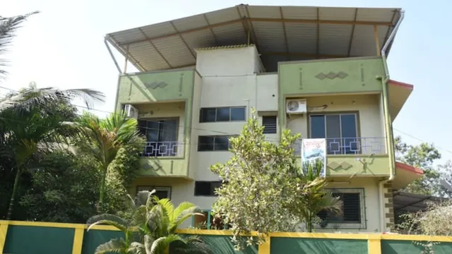 Gulmohar Cottages - Home Stay in Alibag