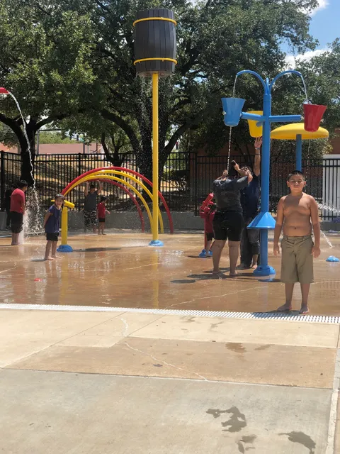 Sycamore splash pad / park