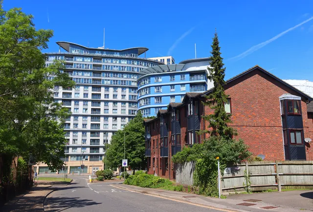 Oakdale Serviced Apartments