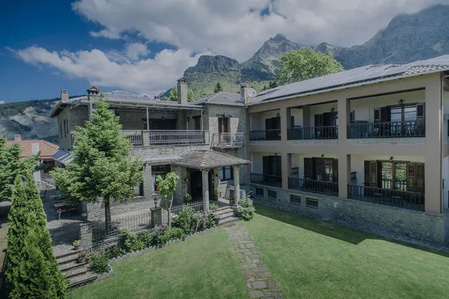 Etheres Tzoumerkon Mountain Resort