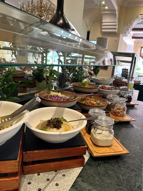 Bays International Restaurant