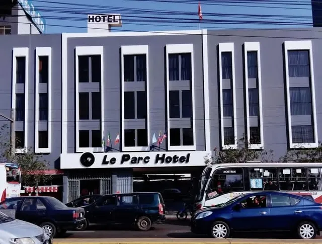 Le Parc Hotel