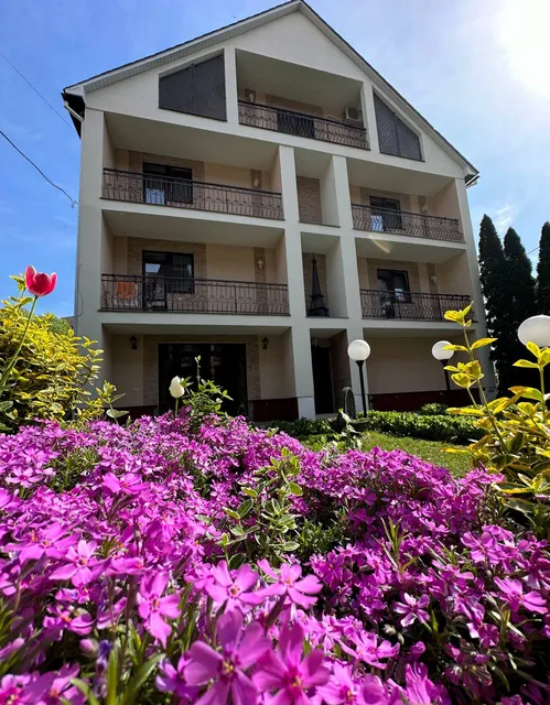 Сонячна Перлина