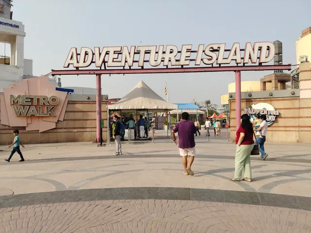 Ground X, Metro Walk Mall